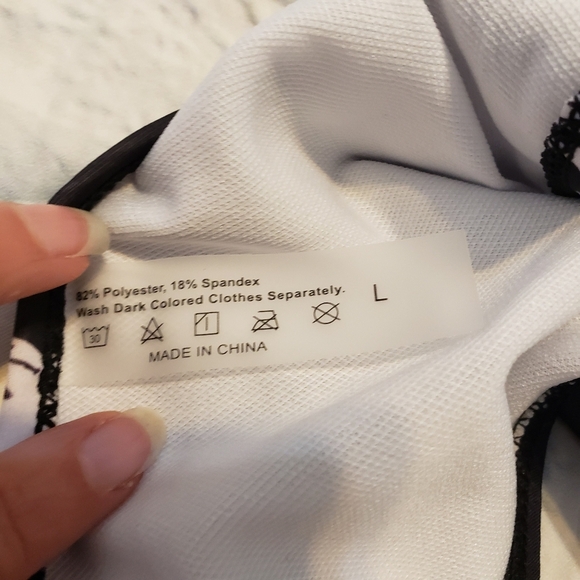 Women's bathing suit bottoms only size Large - Picture 3 of 4